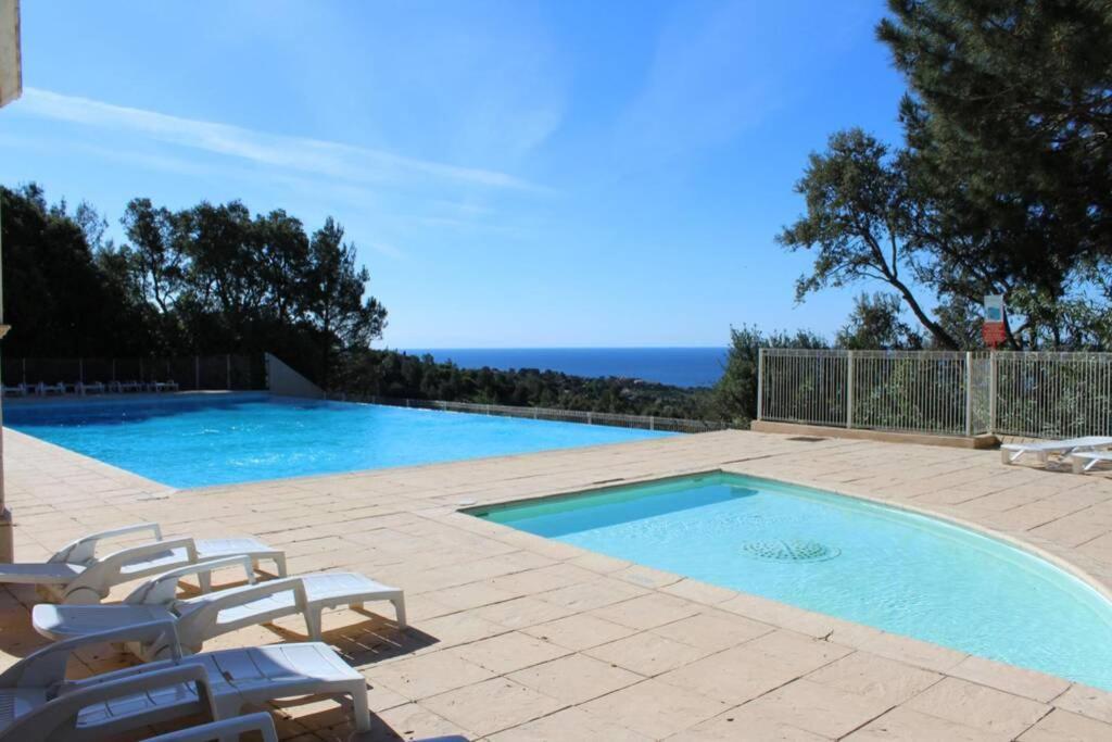 Tres Bel Appartement T3 Avec Splendide Vue Mer Лес-Иссамбр Экстерьер фото